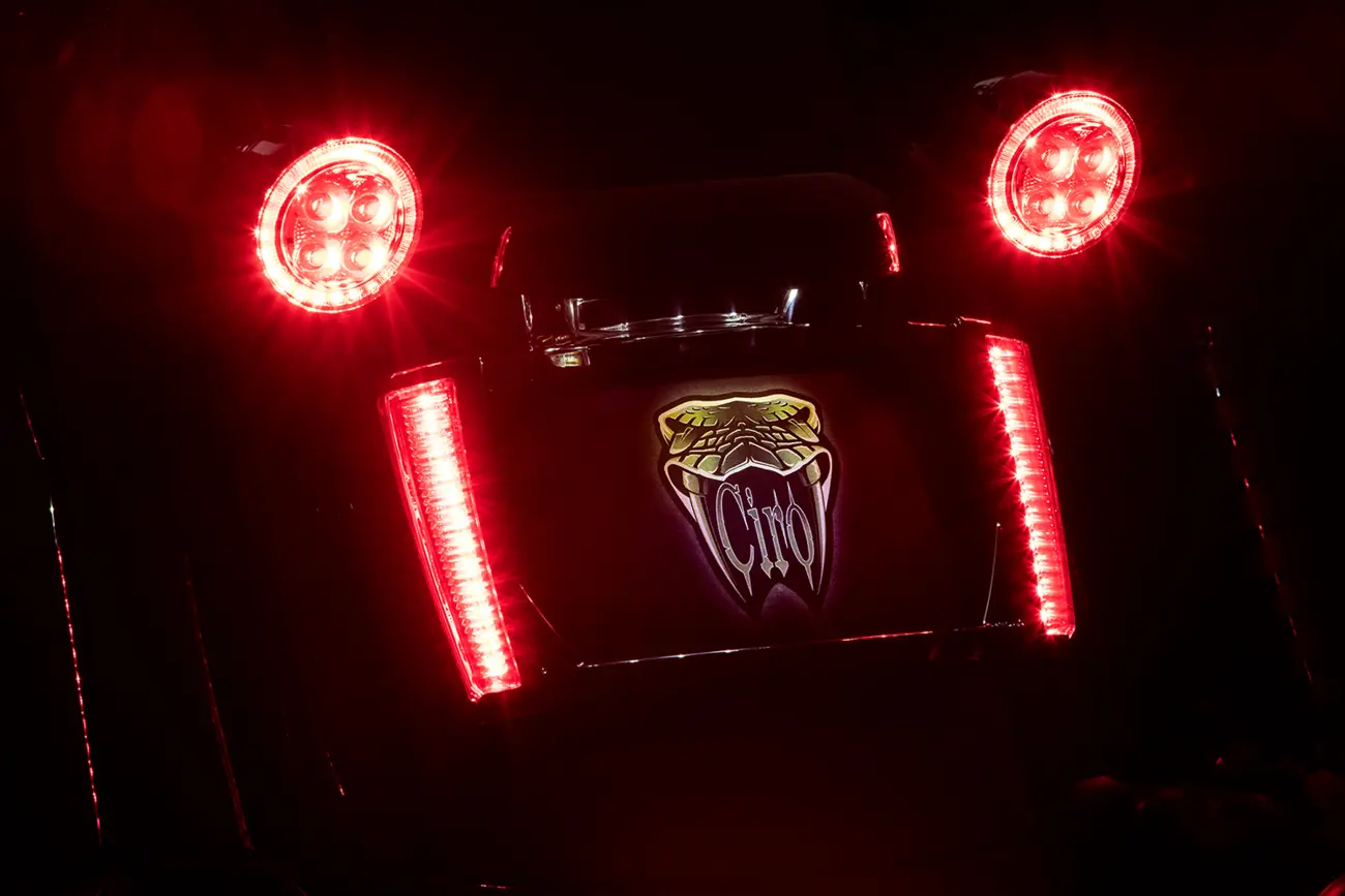FRAME LP W/LEDS BLK/RED