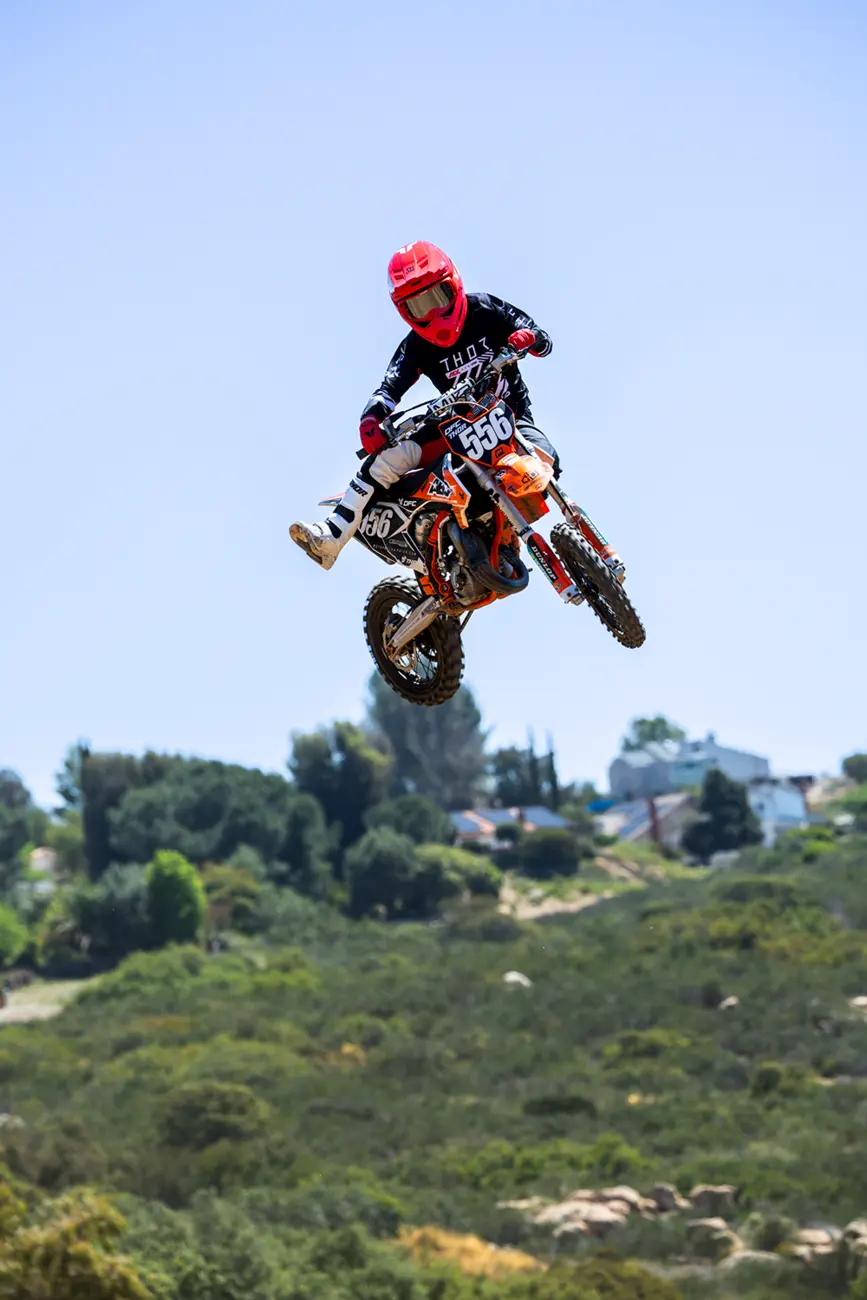PANT LAUNCHMODE FUTURA BLACK/RED 28
