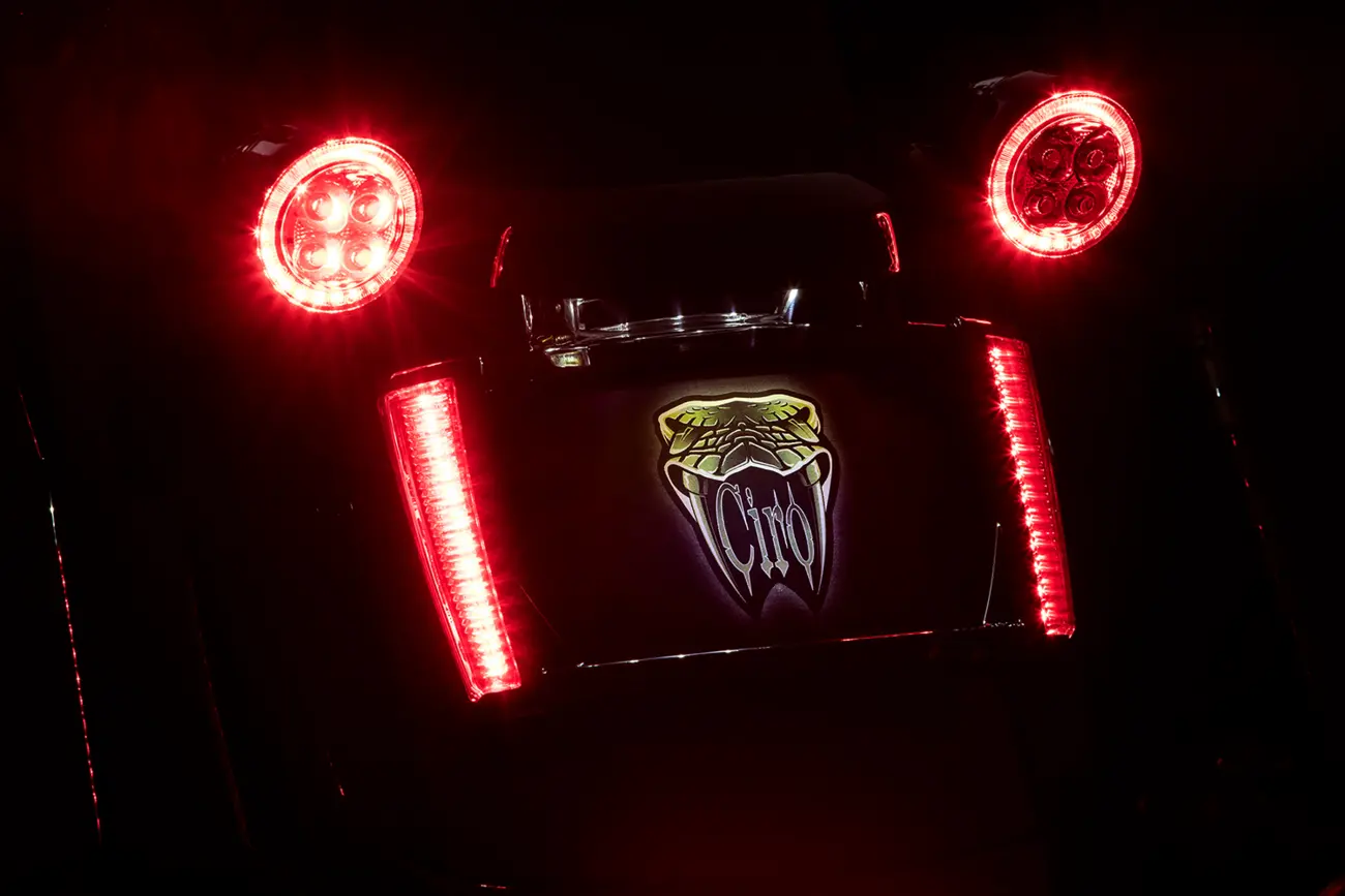 FRAME LP W/LEDS BLK/RED