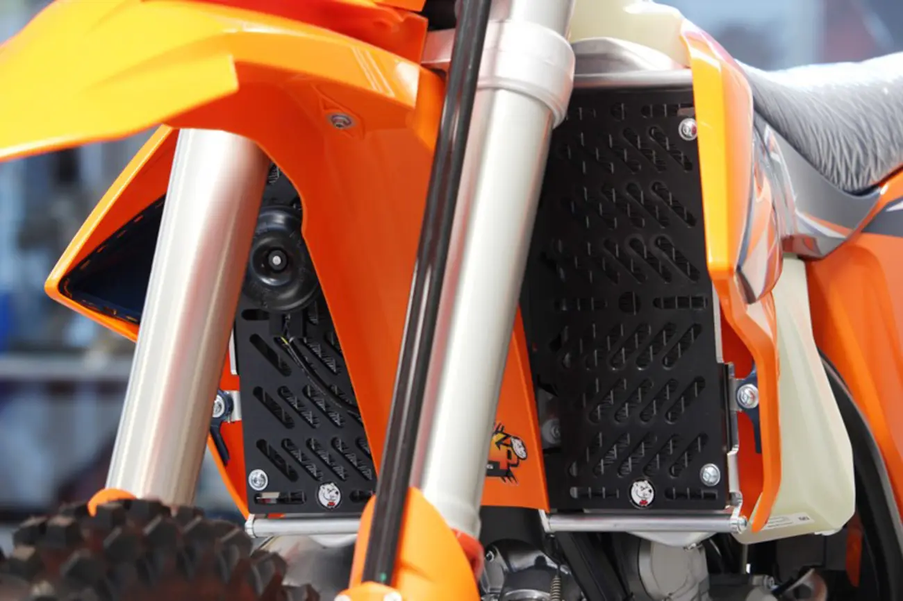 Black / Silver — XTREM RADIATOR GUARDS KTM EXC 17-18/ TPI 19-23 BK