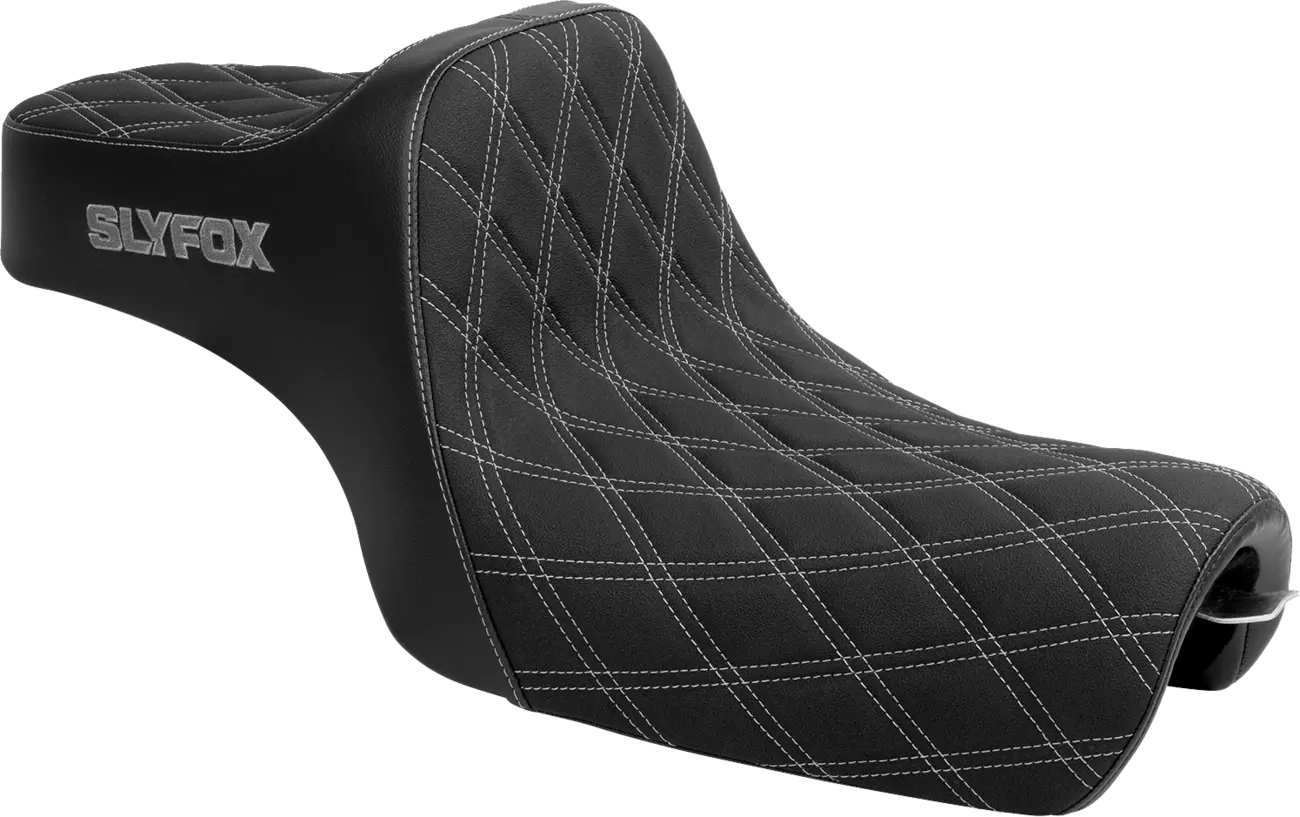 SEAT HIGHNOON SLVR STITCH XL 04-22
